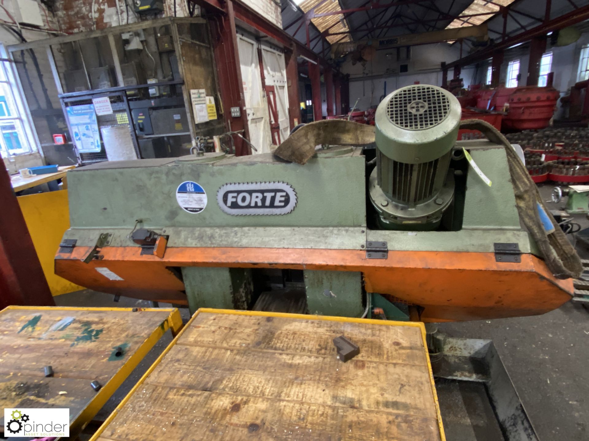 Forte SBA 241 semi auto horizontal Bandsaw, 415volts, serial number 721800, with roller feed, 2000mm - Image 2 of 12