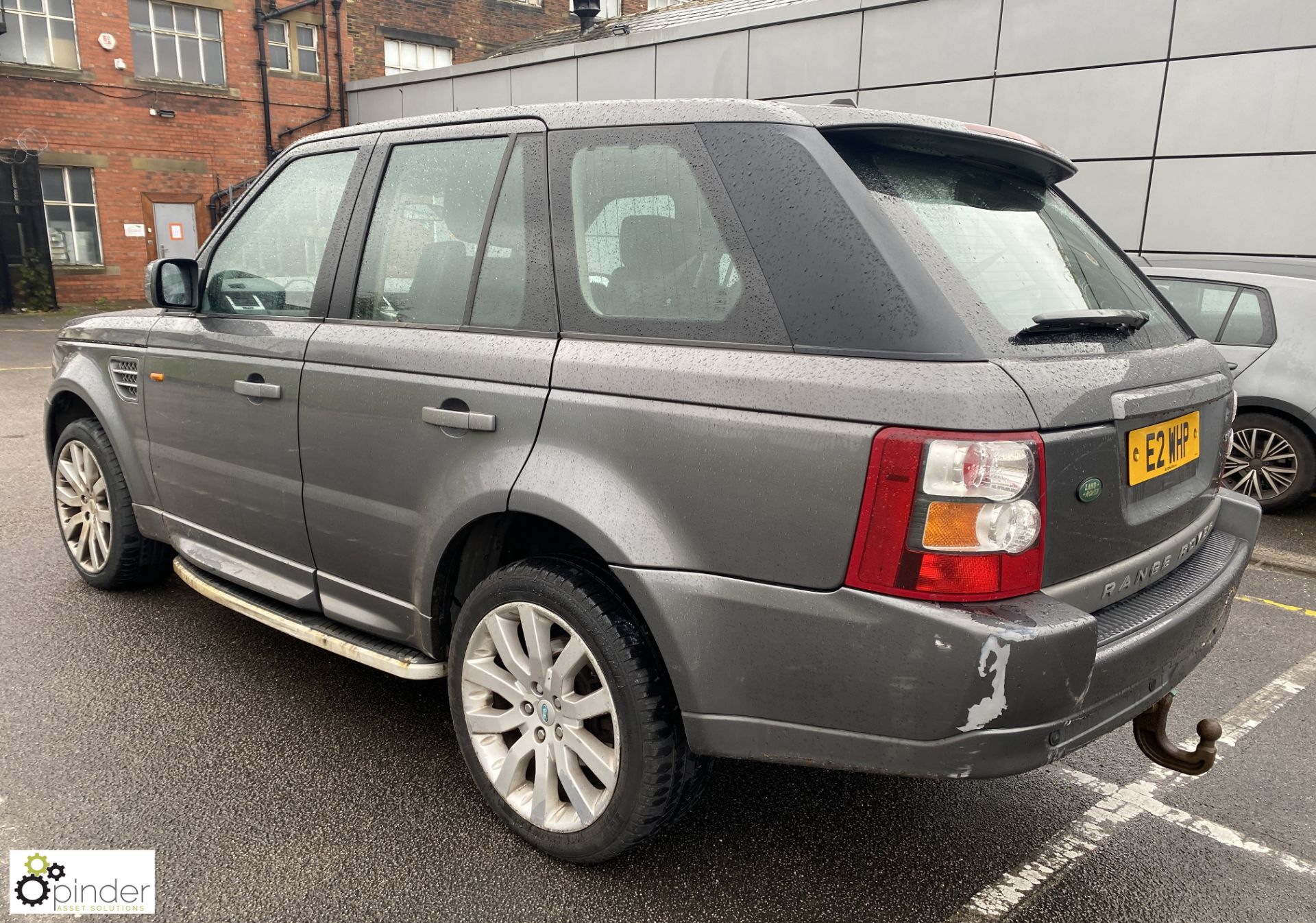 Range Rover Sport T DV6 SA, Registration: KJ06 HVP; Date of Registration: 5 May 2006; Odometer: - Image 5 of 44