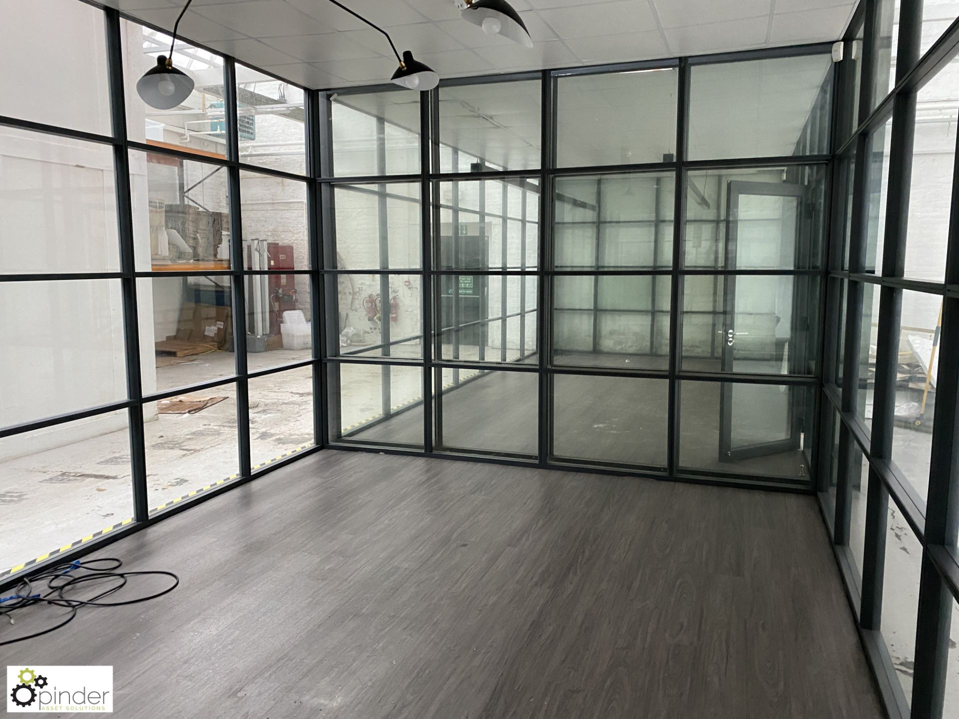 Aluminium and glazed Office Pod, 7000mm x 4000mm x 3150mm external measurements, with single door, - Image 4 of 10