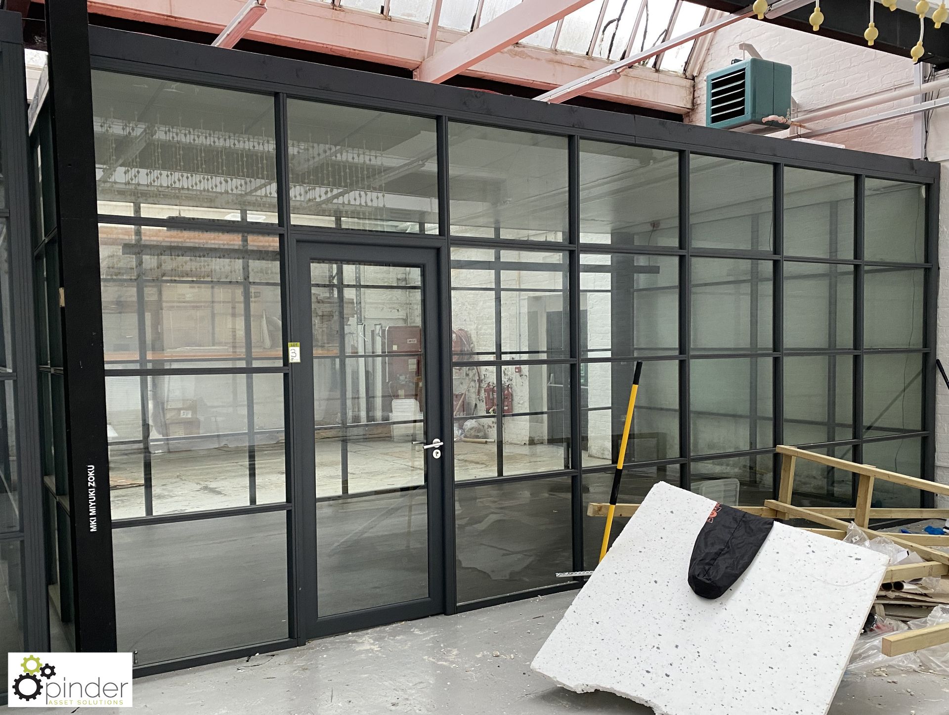 Aluminium and glazed Office Pod, 7000mm x 4000mm x 3150mm external measurements, with single door, - Bild 2 aus 12