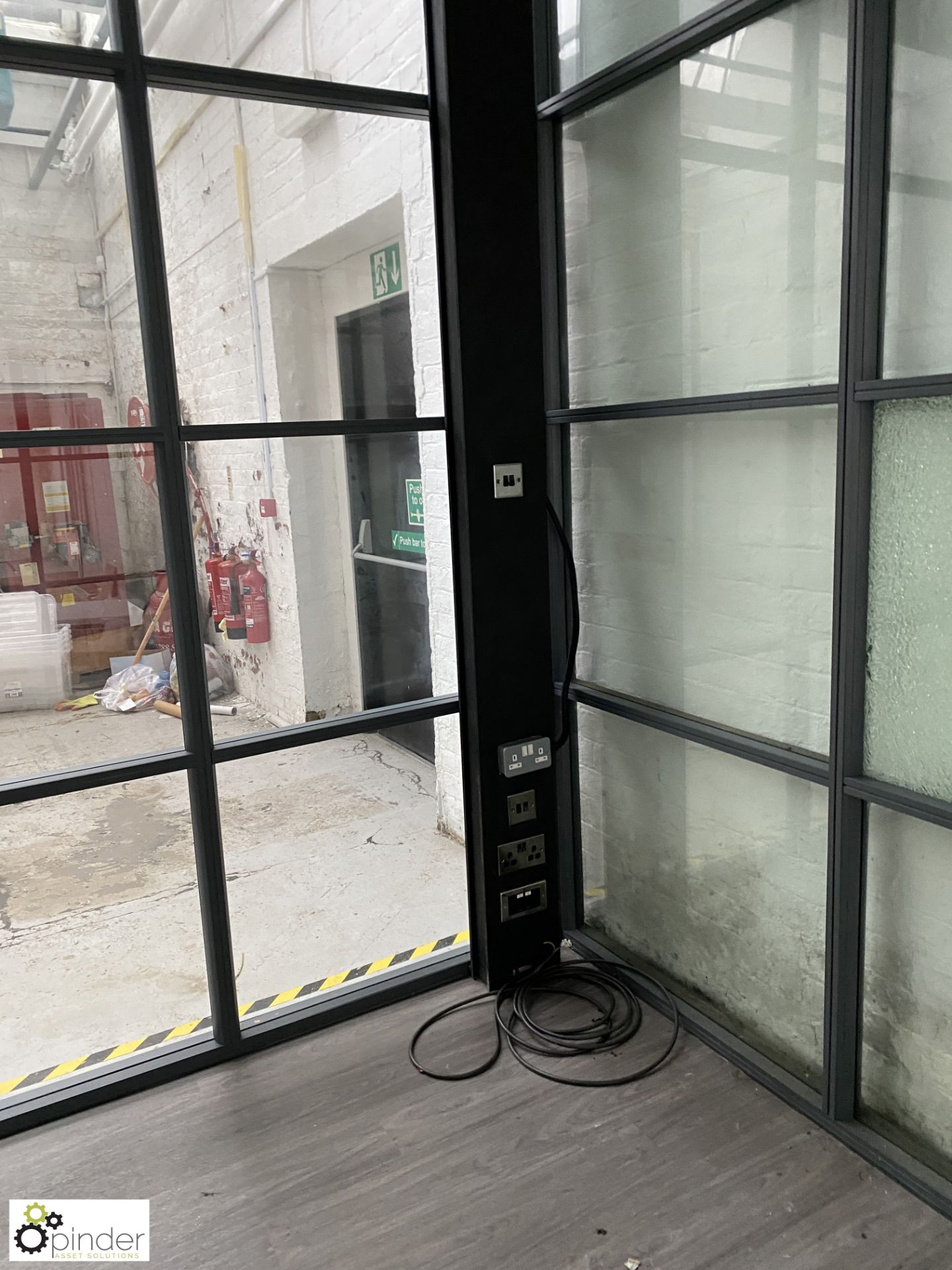 Aluminium and glazed Office Pod, 7000mm x 4000mm x 3150mm external measurements, with single door, - Bild 11 aus 12