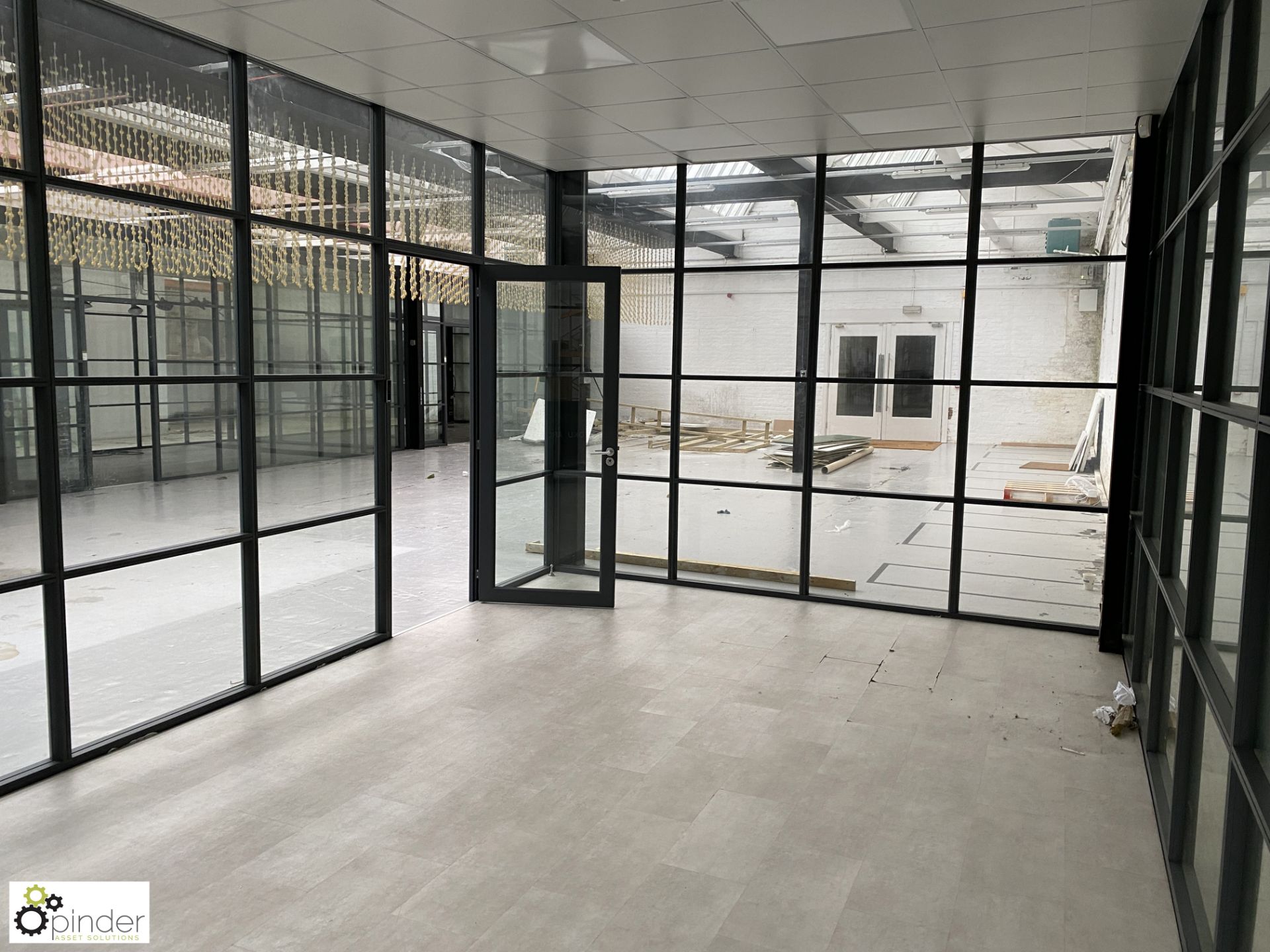 Aluminium and glazed Office Pod, 7000mm x 4000mm x 3150mm external measurements, with single door, - Image 11 of 12