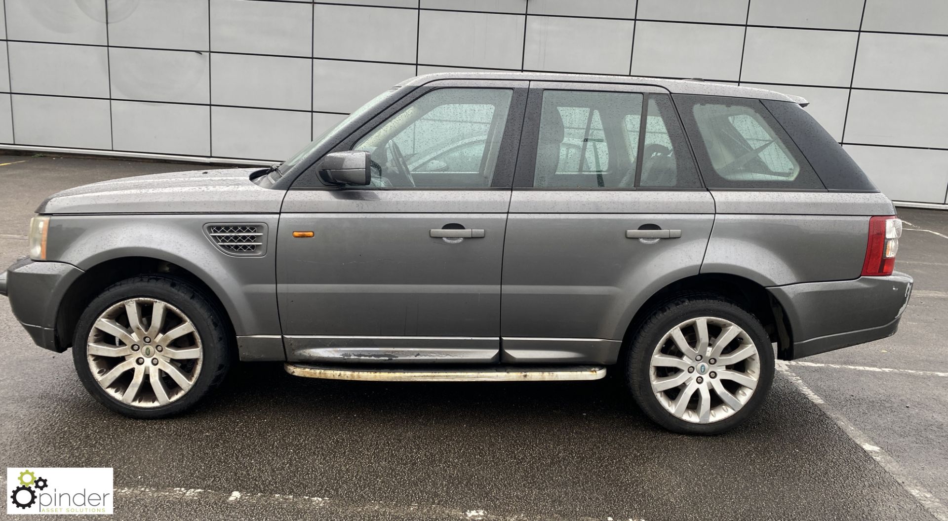 Range Rover Sport T DV6 SA, Registration: KJ06 HVP; Date of Registration: 5 May 2006; Odometer: - Image 4 of 44