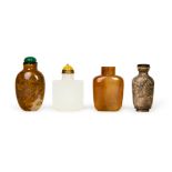 FOUR CHIENSE AGATE, JADE & GLASS SNUFF BOTTLES, QING DYNASTY (1644-1911)
