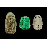 THREE PIECES OF CHINESE JADE & JADEITE CARVED PEBBLES, 18TH/19TH CENTURY, QING DYNASTY (1644-1911)