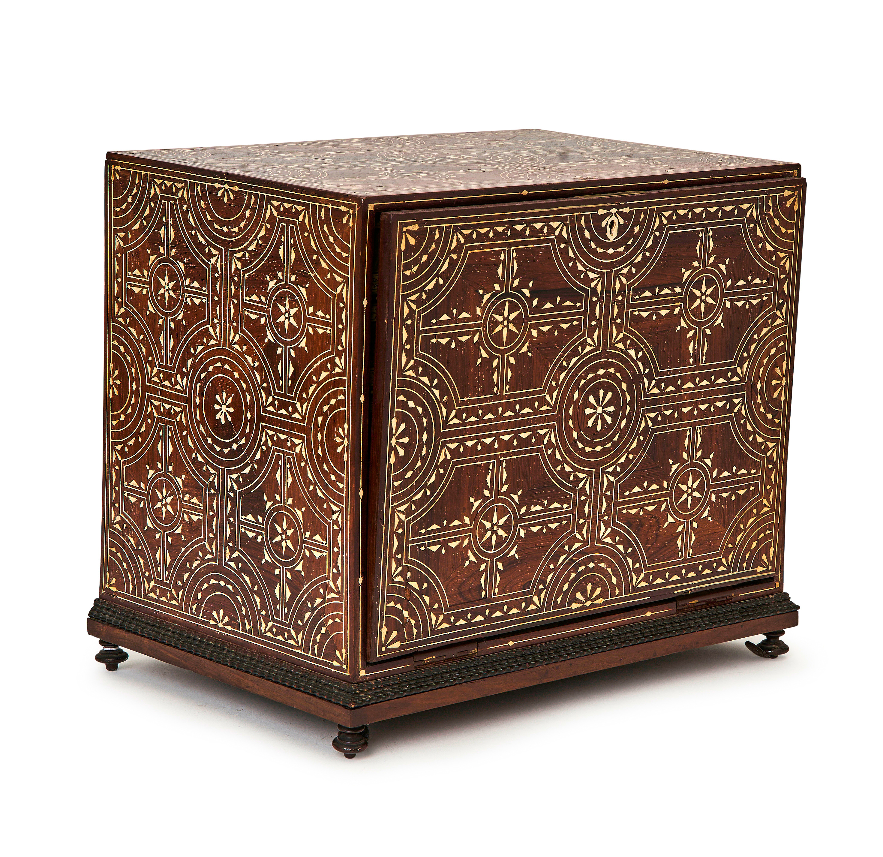 A GESSO & REISIN INLAID WRITING TABLE CABINET, 19TH CENTURY, ITALIAN OR GERMANY - Image 4 of 5