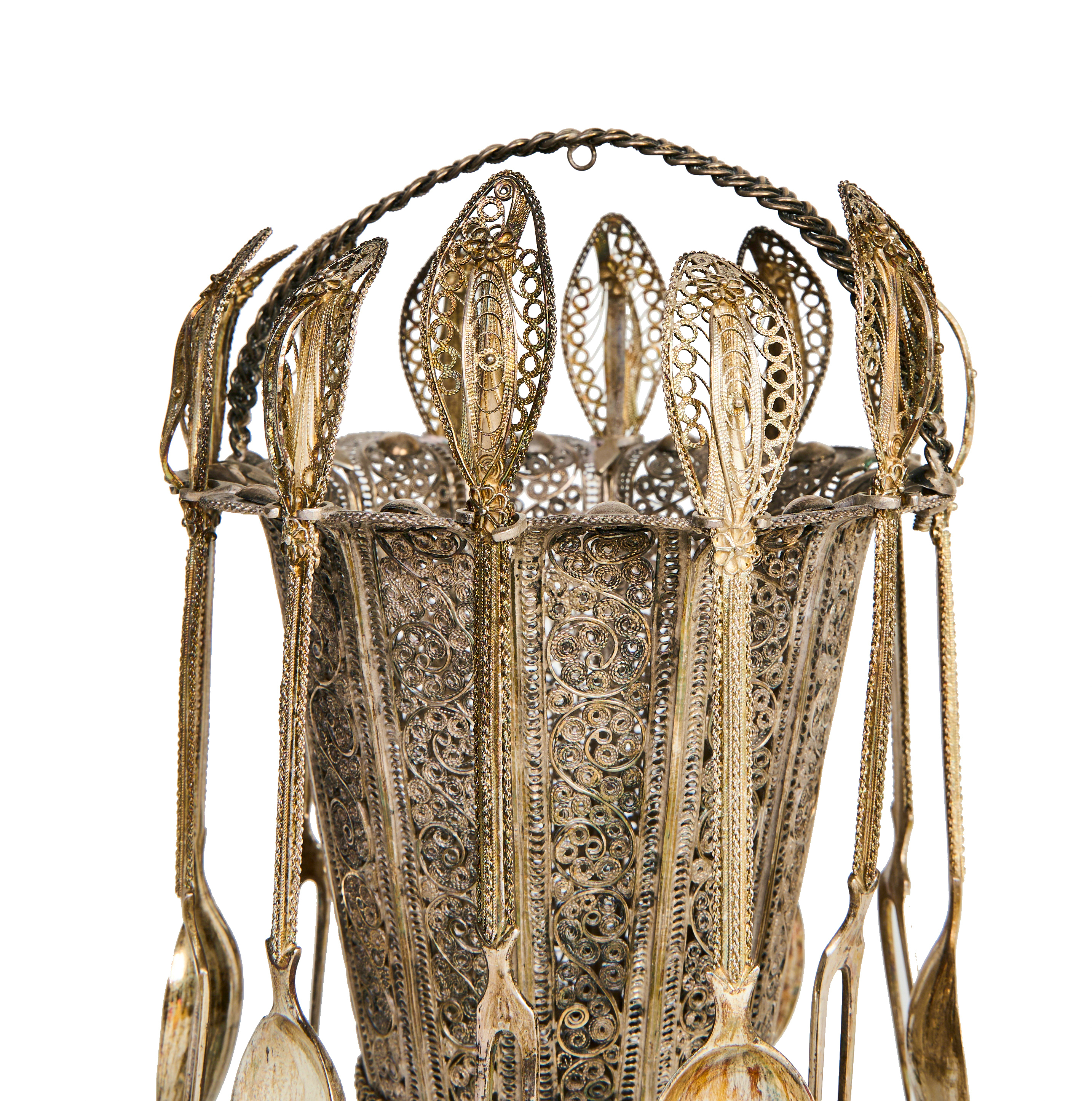 AN OTTOMAN FILIGREE SILVER BASKET SERVING SET WITH SPOONS & FORKS - Image 3 of 3