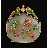 A LARGE MUGHAL GEM SET JADE PENDANT SET ON GOLD, 18TH CENTURY