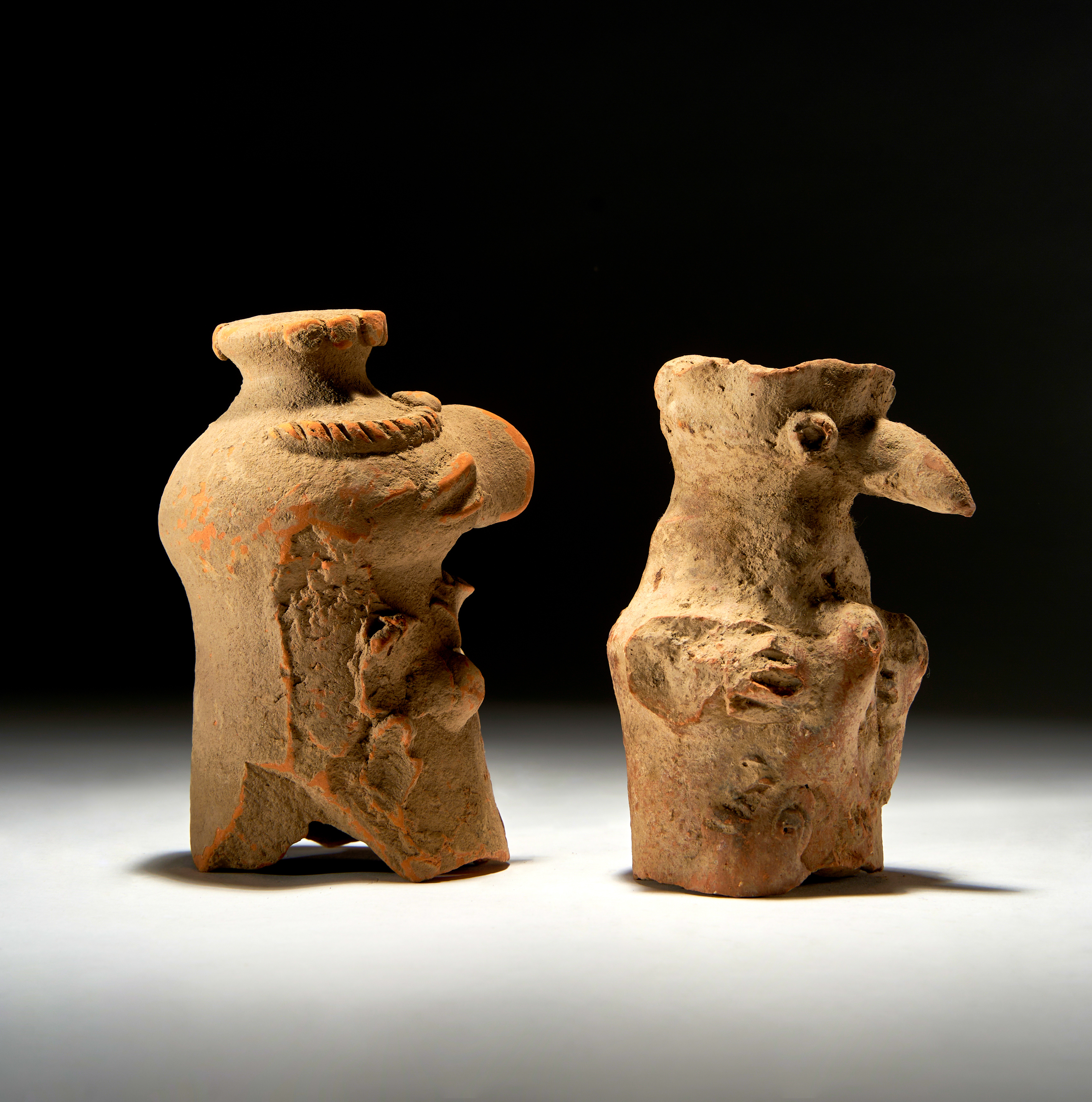 TWO INDUS VALLEY HARAPPA TERRACOTTA FIGURES CIRCA 3RD MILLENIUM BC - Image 2 of 2