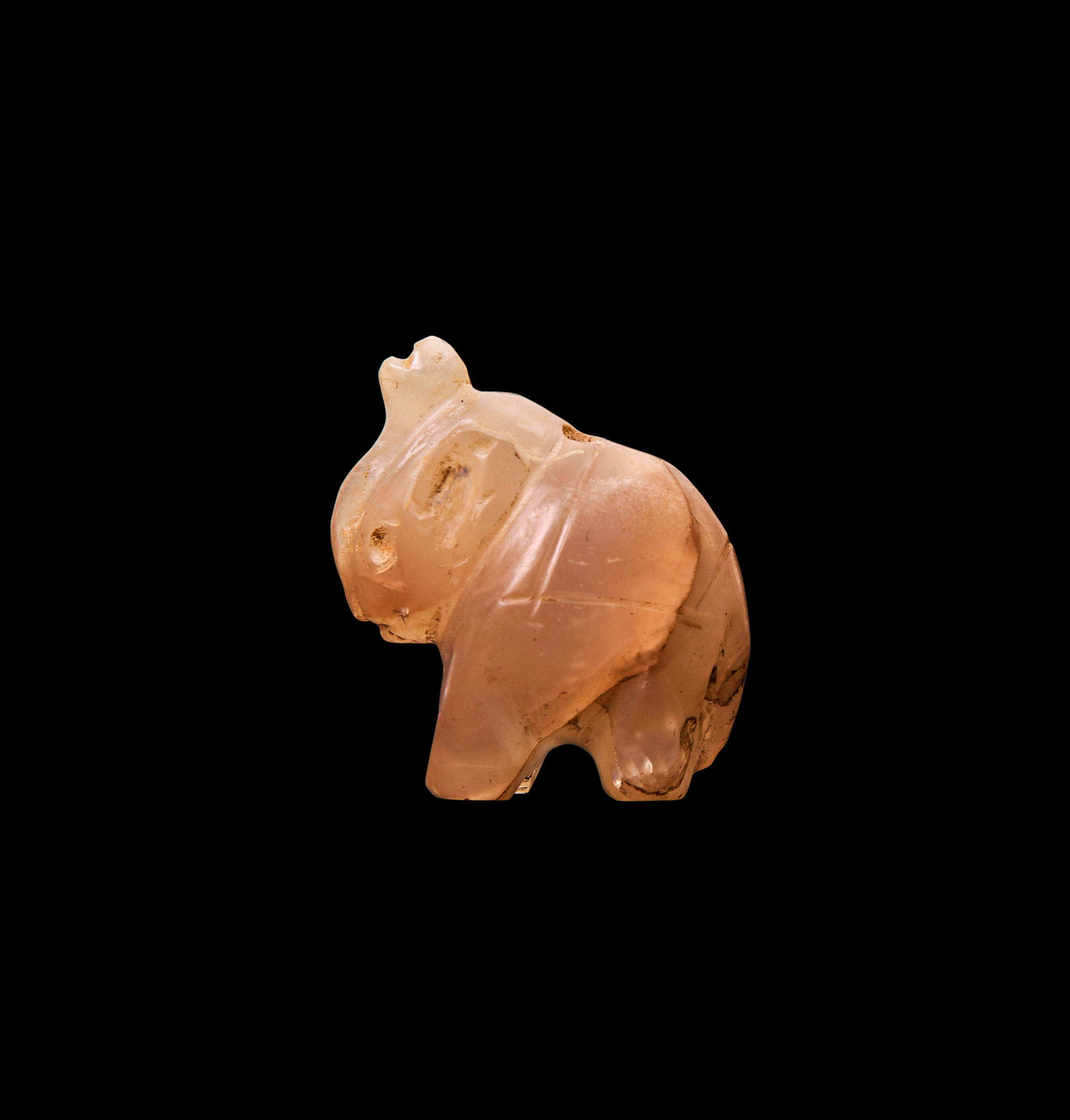 AN EGYPTIAN QUARTZ ELEPHANT AMULET, THIRD INTERMEDIATE PERIOD-ROMAN PERIOD, CIRCA 1ST MILLENNIUM B. - Image 2 of 2