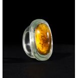 AN EGYPTIAN ROCK CRYSTAL AND CARNELIAN FINGER RING, NEW KINGDOM, DYNASTY XVIII, 1550-1307 B.C.