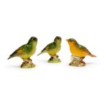 AN ASSORTMENT OF PORCELAIN BIRDS, BESWICK