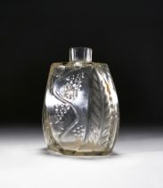 AN ENGRAVED FLORAL CLEAR CRYSTAL BOHEMIAN BOTTLE MADE FOR THE OTTOMAN MARKET, 19TH CENTURY