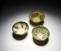 THREE BAMIYAN SPLASHED SGRAFFIATO BOWLS, AFGHANISTAN, 12TH/13TH CENTURY