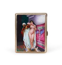 AN EROTIC ORIENTALIST ENAMEL SCENE MOUNTED ON A SILVER CIGARETTE CASE, 19TH CENTURY, OTTOMAN