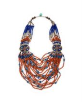 A CORAL & LAPIS STRANDED NECKLACE MOUNTED ON SILVER, EARLY-MID 20TH CENTURY, ASIA