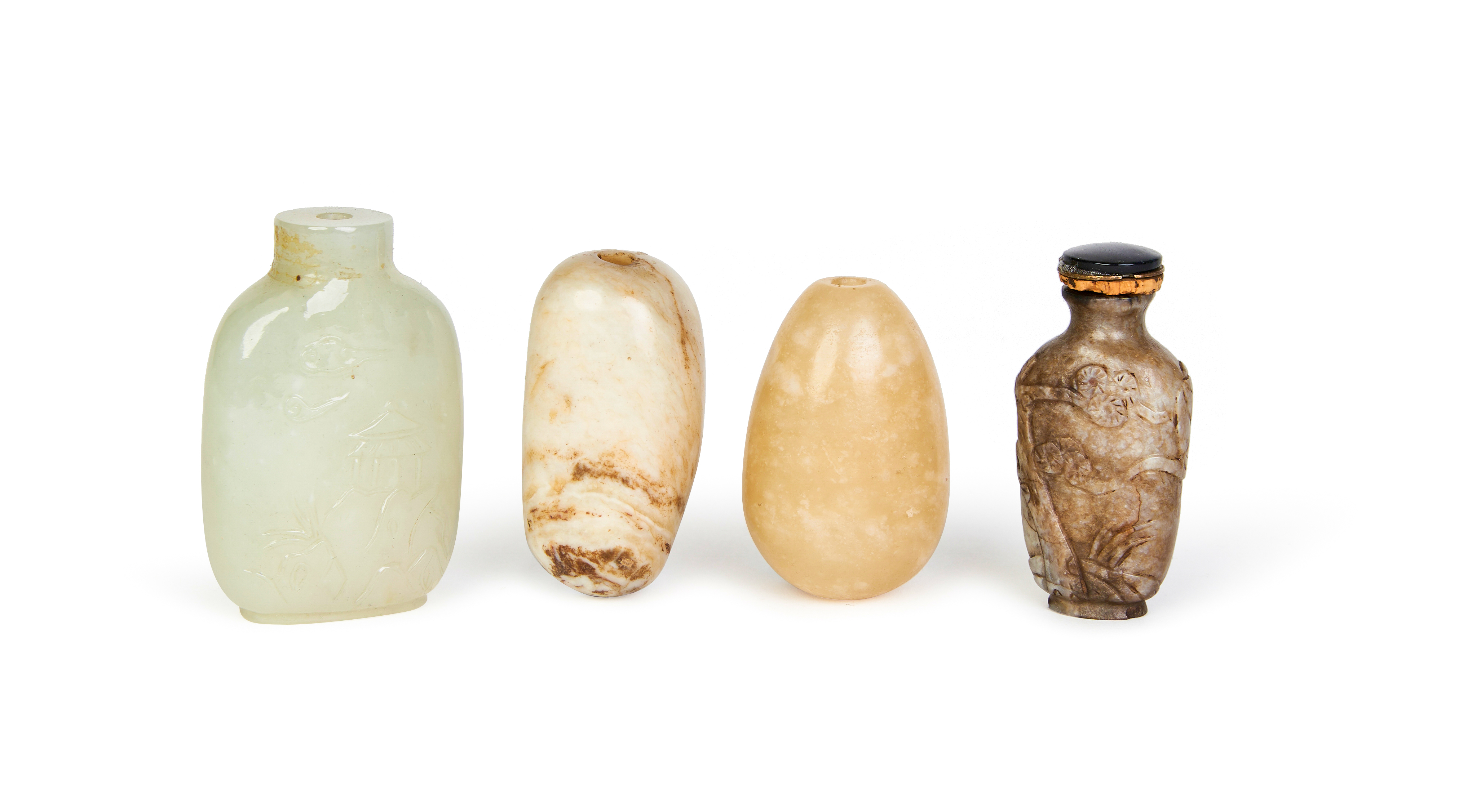 FOUR CHINESE CARVED JADE SNUFF BOTTLES, QING DYNASTY (1644-1911)
