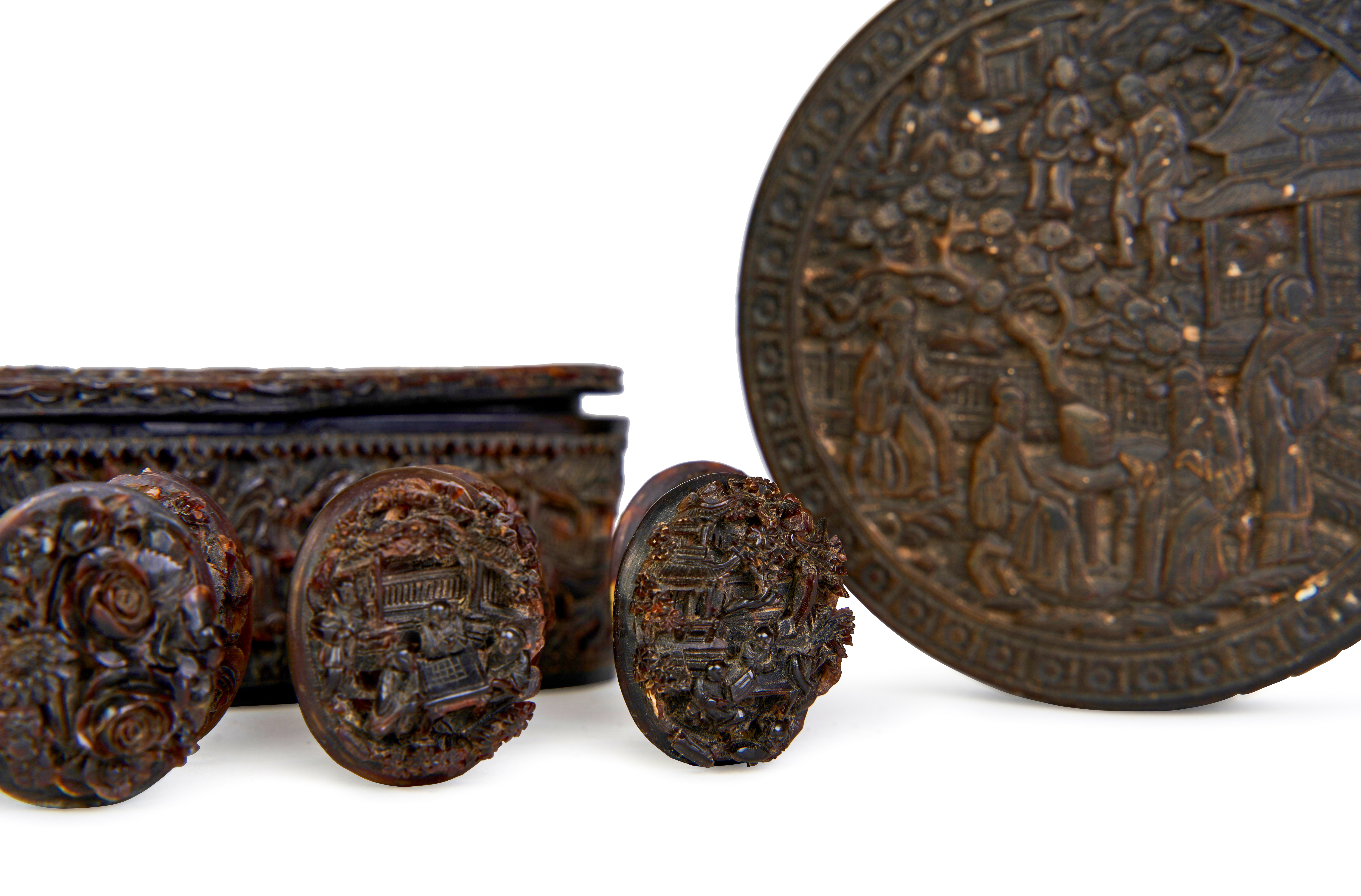 ASSORTMENT OF CARVED CHINESE TORTOISE SHELL BOXES, 18TH CENTURY - Image 5 of 9