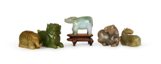 A GROUP OF CHINESE JADE AND HARSTONE ANIMAL FIGURES, QING DYNASTY (1644-1911)