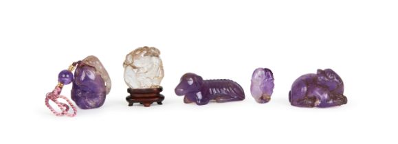 ASSORTMENT OF CHINESE AMETHYST AND ROCK CRYSTAL AMULETS, QING DYNASTY (1644-1911)