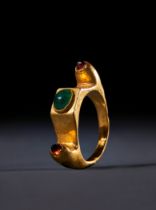 A MEDIEVAL GOLD TURRET RING SET WITH GEMSTONES, CRICA 14TH CENTURY