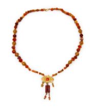 A VERY RARE EGYPTIAN "WEDJAT" CARNEILIAN & TWINED GOLD BEAD NECKLACE, SECOND INTERMEDIATE PERIOD - N