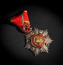 A RARE OTTOMAN MILITARY ORDER OF MEDJIDIE GOLD & SILVER DECORATED MEDAL, 19TH CENTURY, BEARING TUGHR