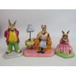 3 Royal Doulton Bunnykins figurines Limted ed Mrs Collector 1402 of 2500, Father and Polly all