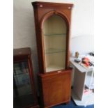 Open topped corner cabinet with locking cupboard to base