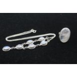 A Silver Moonstone Set Necklace And Ring (24g) 905603