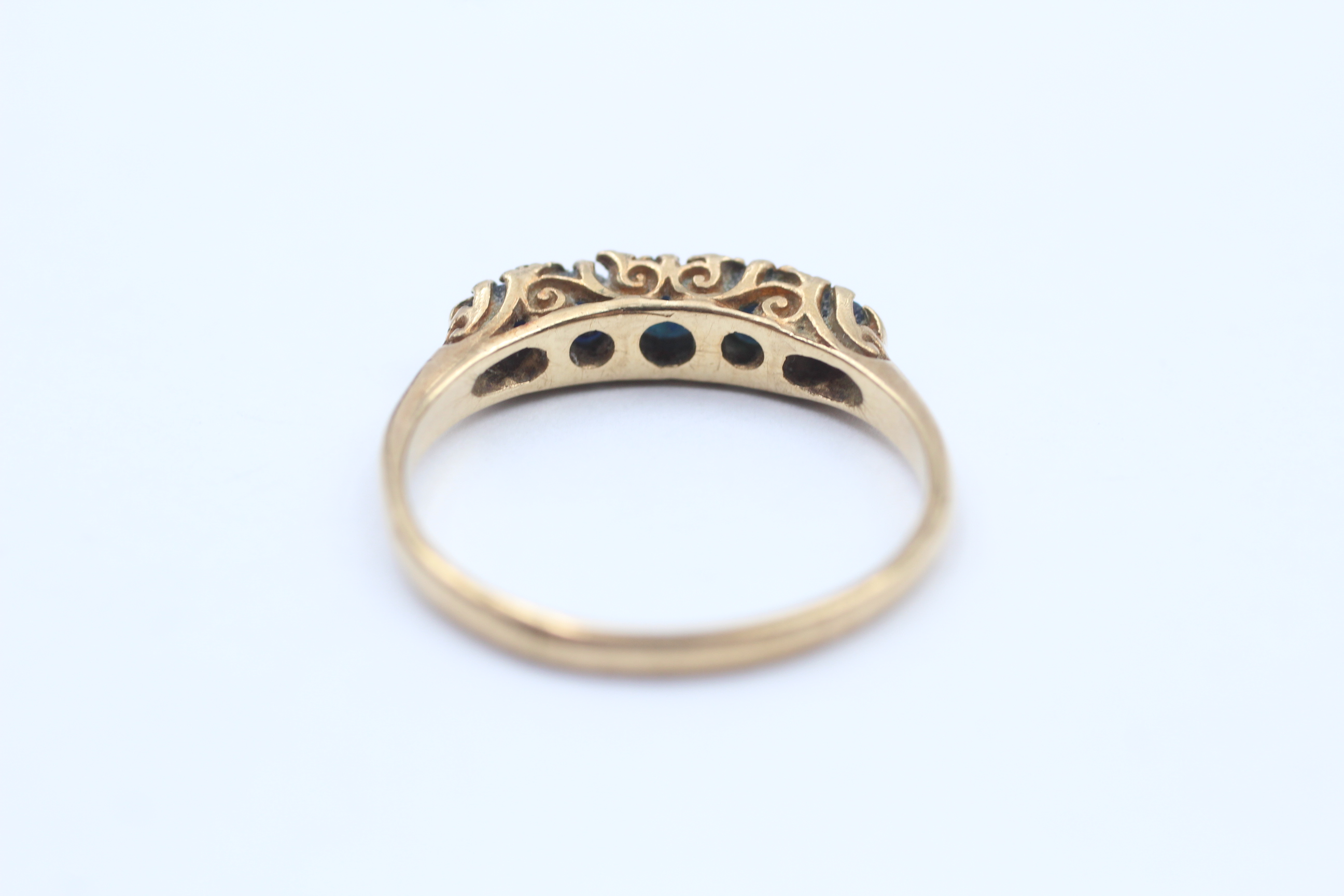 9ct Gold Vintage Sapphire Flush Setting Ring - Image 3 of 4