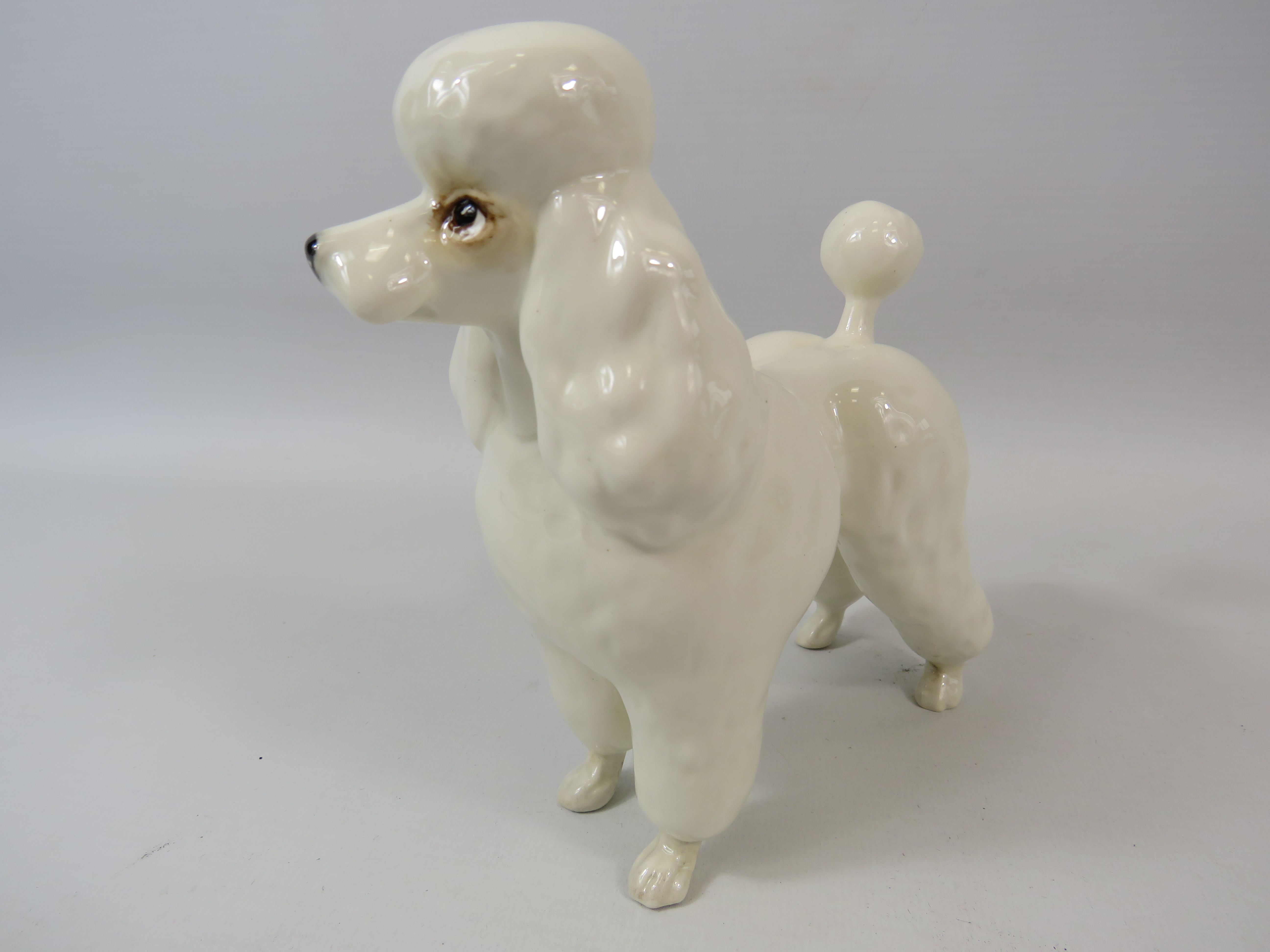 Beswick Poodle figurine. - Image 3 of 4