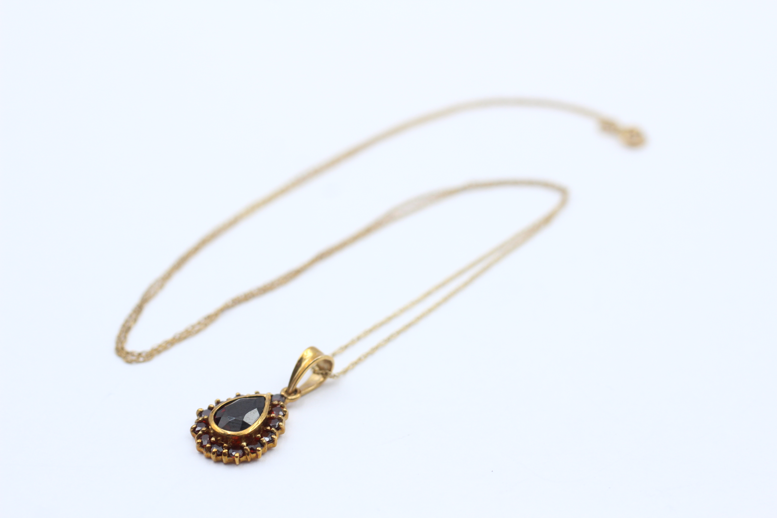 9ct Gold Garnet Teardrop Cluster Pendant Necklace