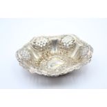 Antique Hallmarked 1897 Sheffield STERLING SILVER Bon Bon Dish (42g) 630710