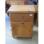 Pine Beside cabinet/Pot cupboard. H:25 x W:18 x D:14 Inches. See photos. S2PA1054