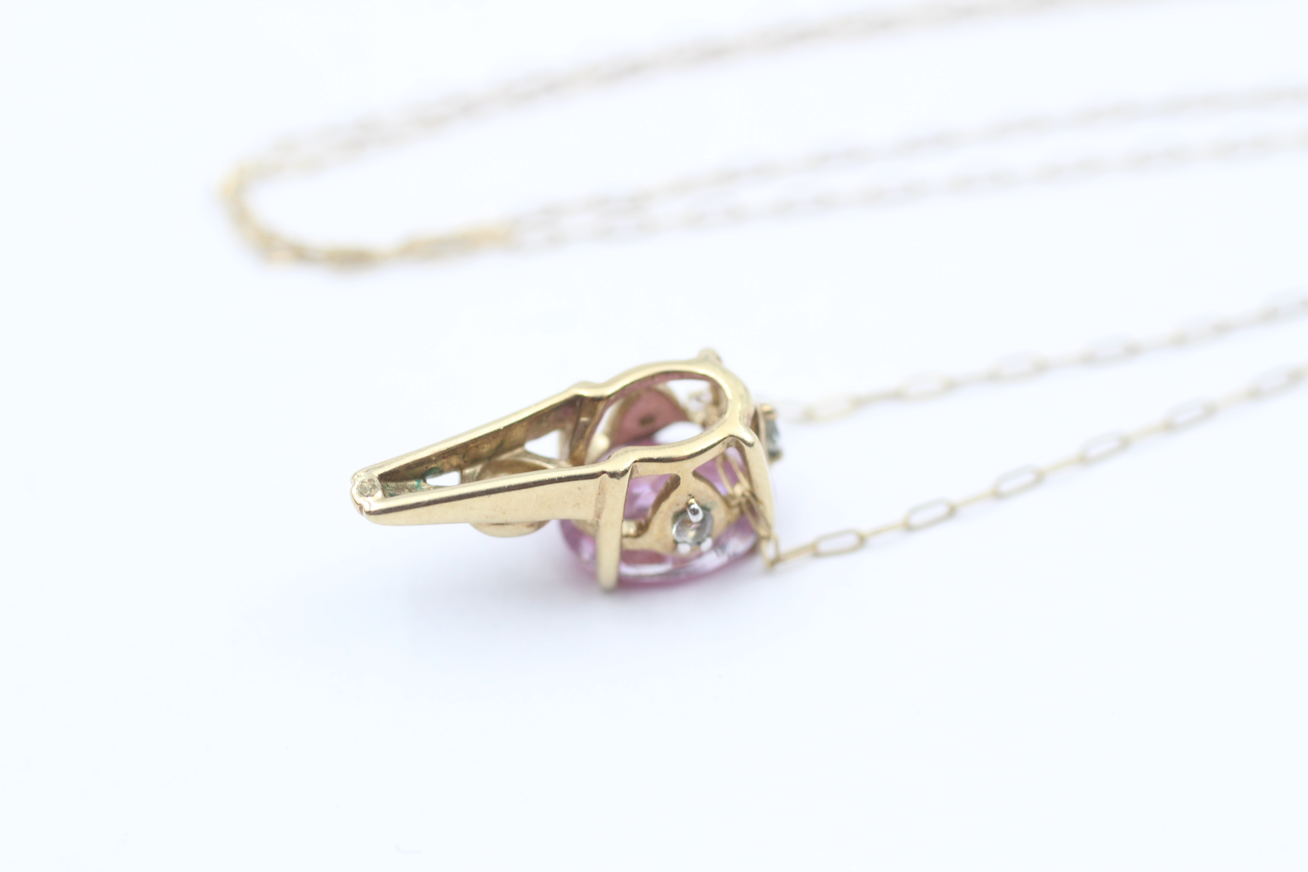 9ct Gold Pink Gemstone & Diamond Pendant - Image 3 of 4