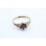 9ct Gold Sapphire Cluster Dress Ring (1.4g) 2036266