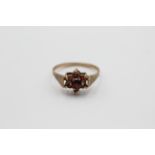 9ct Gold Vintage Garnet Cluster Dress Ring (1.9g) 2036256