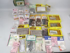 Selection of Packeted and unused Trackside accessories for 'O' 'N' & OO Gauge. See photos.