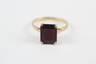 9ct Gold Vintage Garnet Set Cocktail Ring (2.2g) 2030887