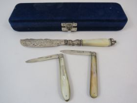 2 x sterling silver mother of pearl penknives and fish knife.