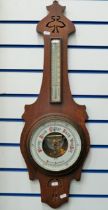 lovely Aneriod barometer with thermometer to top section. Great conditon. See photos.