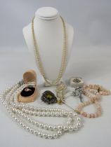 Pearl necklace with 9ct gold clasp plus a selection of costume jewellery.