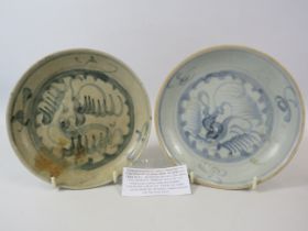 Two chinese ship wreck dishes from the Tek sing both have the original Nagel auction sticker. Approx