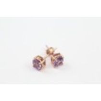 9ct Yellow Gold Amethyst set ear studs. See photos 2011824