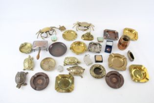 Job Lot Vintage Ashtrays Inc Brass Silver Plated Novelty Copper Bakelite Etc 549208