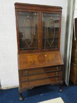 Lovely Early 20th Century Secrataire with two glazed doors over bureau and graduated drawers. Rais