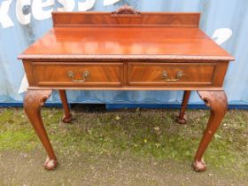 Late 19th Century Waring and Gillows hallway table cabinet in mahogany. Raised on Ball and claw feet