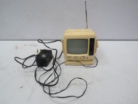Small vintage Tv and radio.