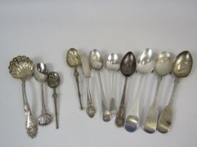 6 Sterling silver teaspoons, Annointing spoon London 1901, Butter knife plus 3 plated spoons,